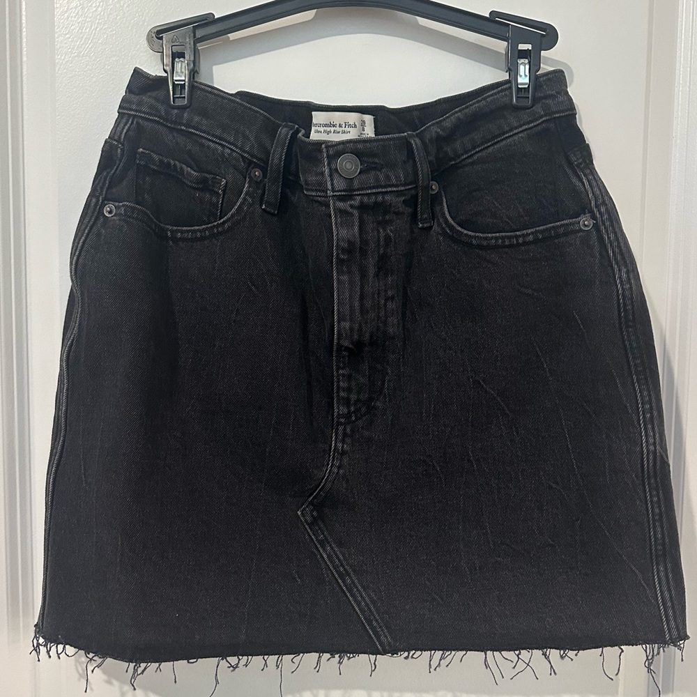 Abercrombie & Fitch Ultra High Rise Skirt